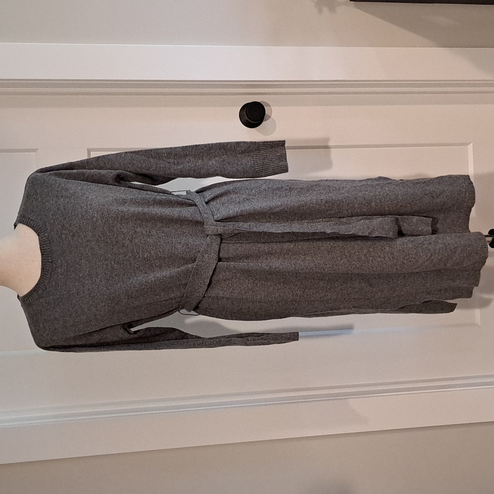 NWT Wool-Cashmere Crewneck Long-sleeved Knit Midi Dress (Grey) - Gentle Herd